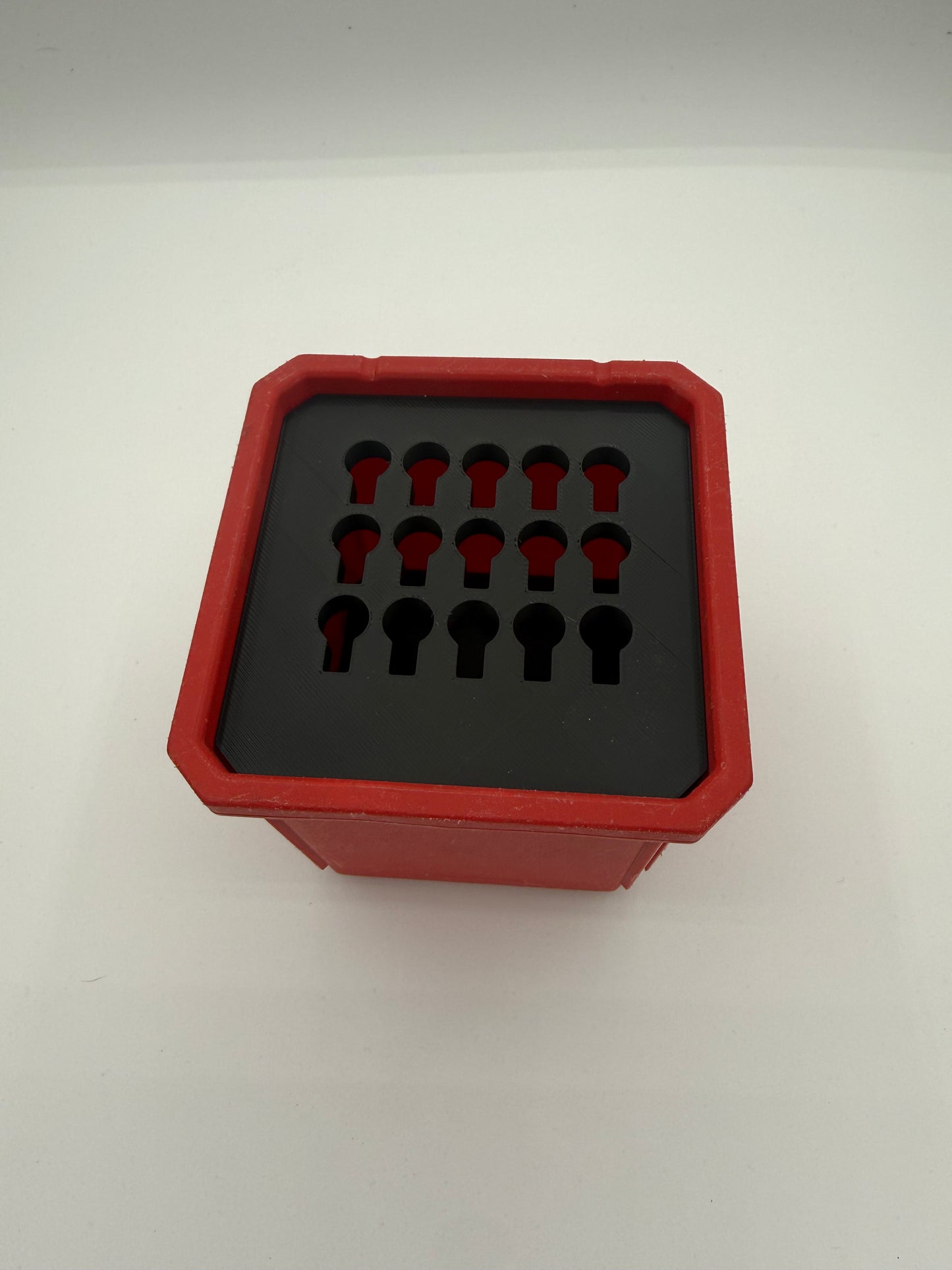PACK OUT DILLON PRIMER HOLDER